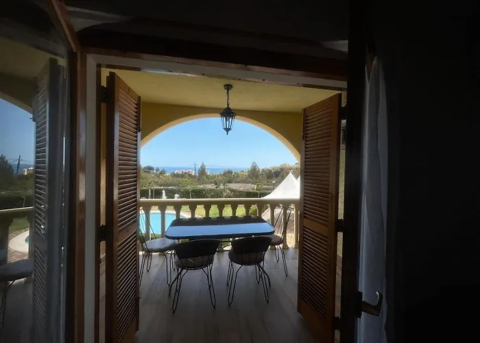 Cozy Duplex Les Rotes