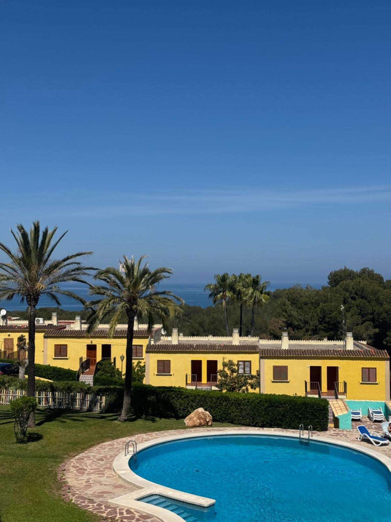 Cozy Duplex Les Rotes
